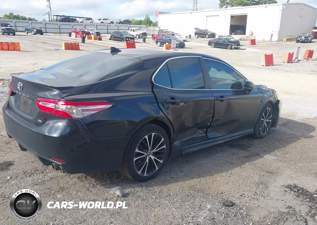 2019 Toyota Camry Se VIN:4T1B11HK4KU780030 - 4
