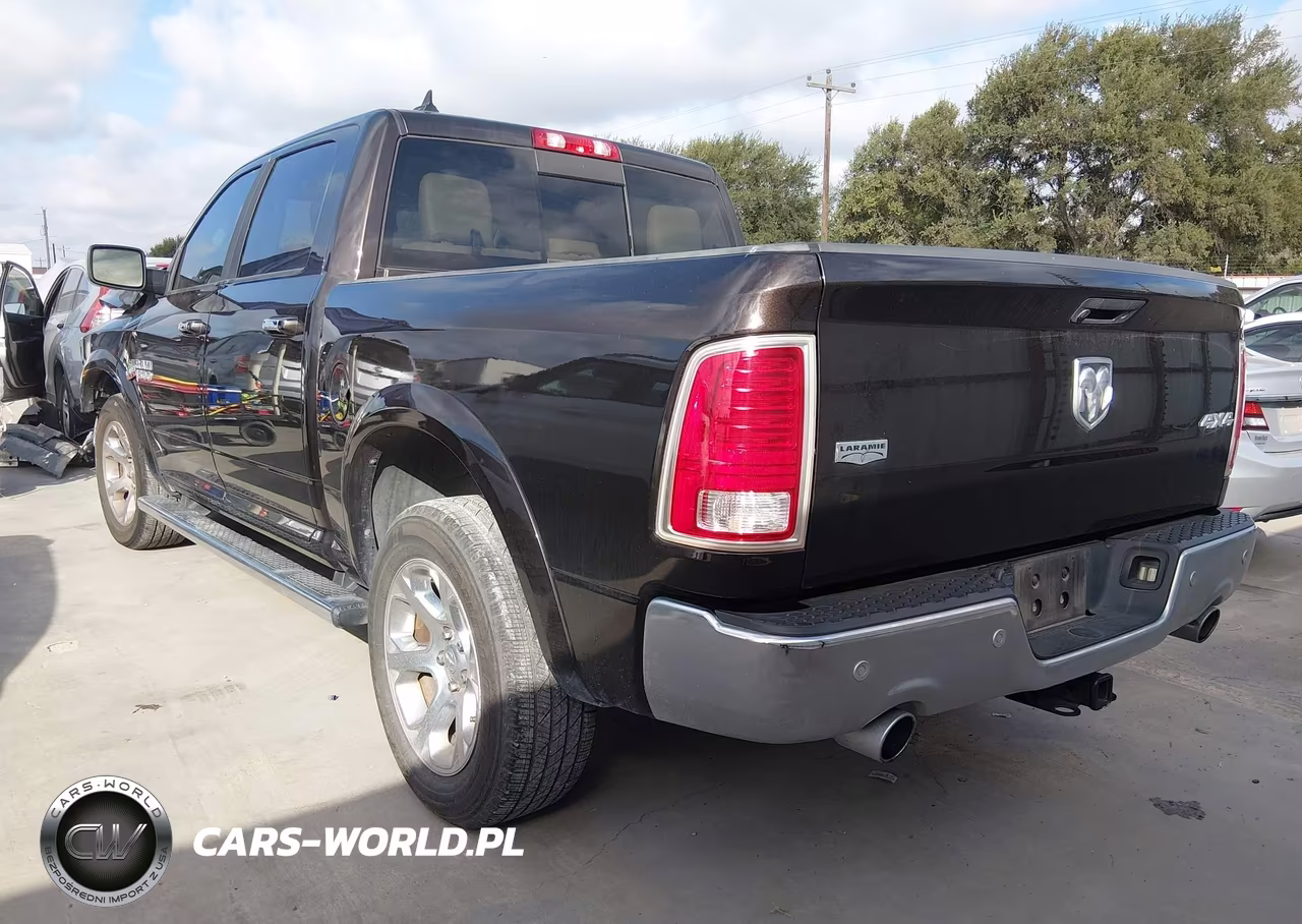 2017 Ram 1500 Laramie 4X4 5'7 Box VIN:1C6RR7NT3HS816085 - 3