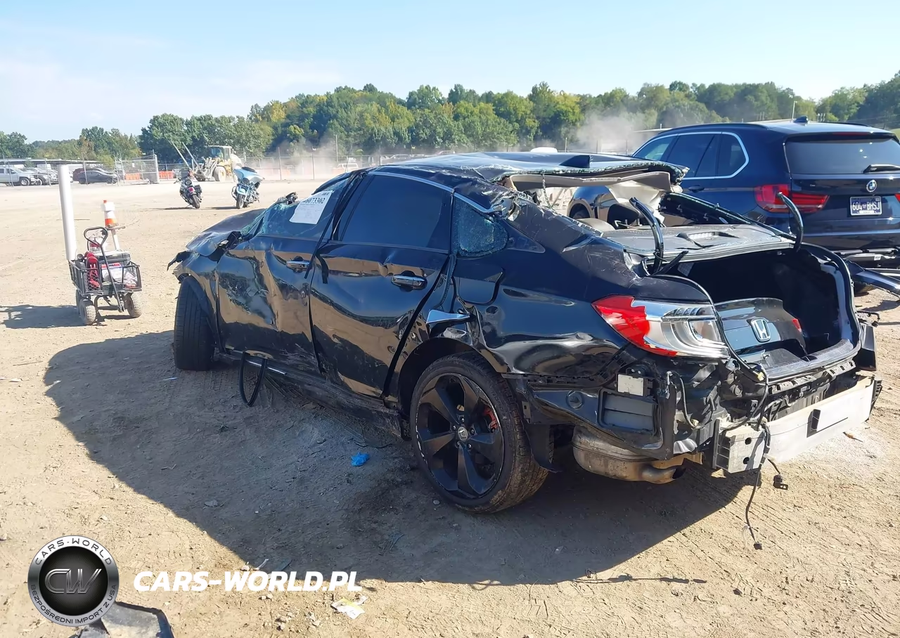 2018 Honda Accord Touring VIN:1HGCV1F94JA020758 - 19