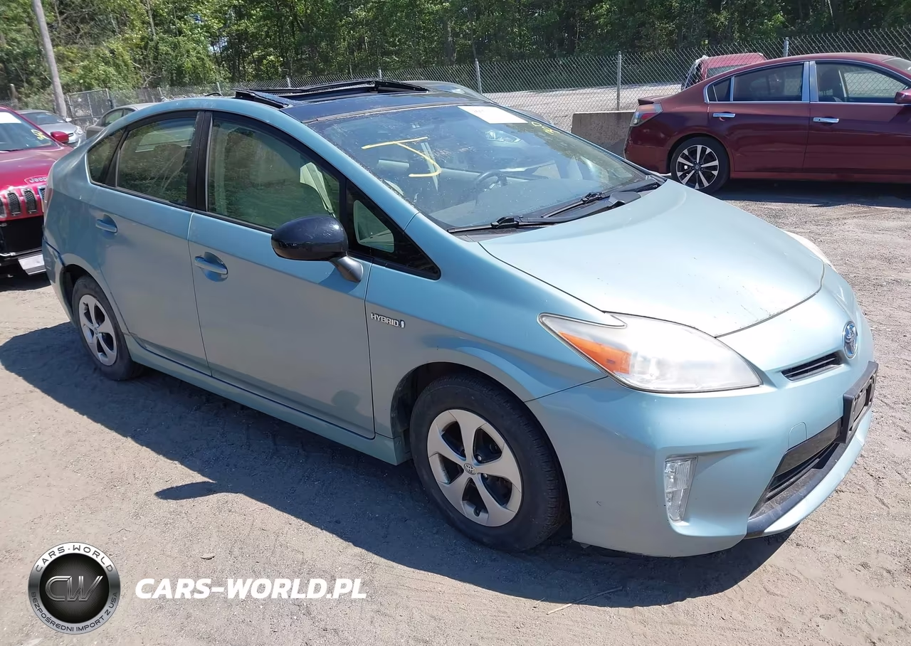 2013 Toyota Prius Three – zdjęcie 1 z 17