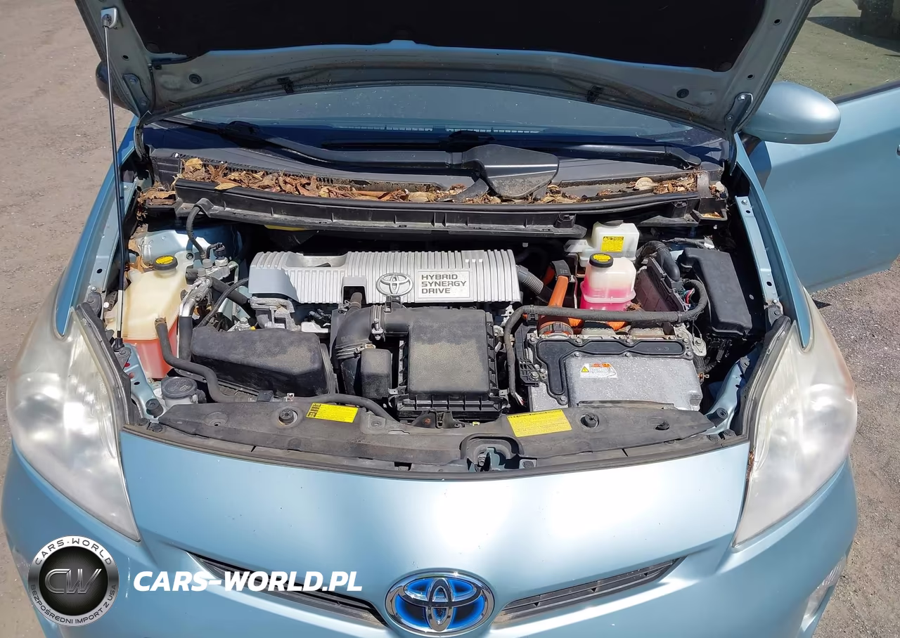 2013 Toyota Prius Three VIN:JTDKN3DU9D1628003 - 10
