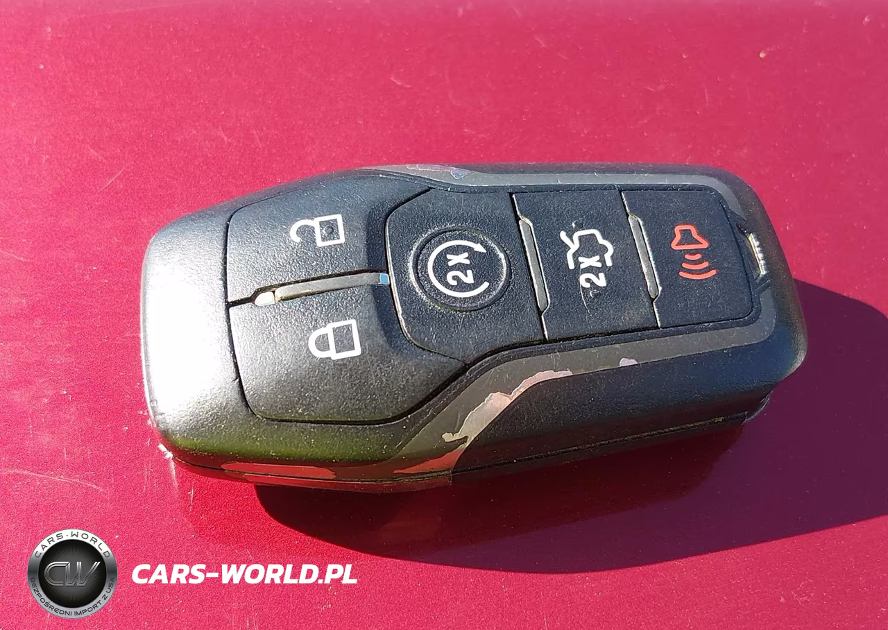 2014 Ford Fusion Titanium VIN:3FA6P0D97ER274324 - 11