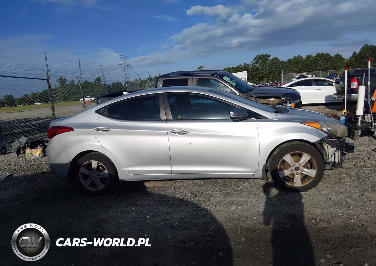 2013 Hyundai Elantra Gls VIN:KMHDH4AE4DU708225 - 14