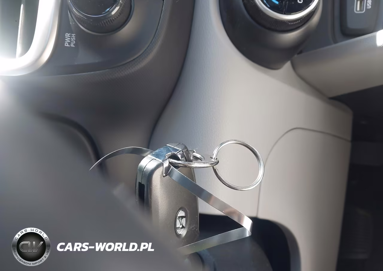 2023 Hyundai Venue Sel VIN:KMHRC8A31PU248195 - 11