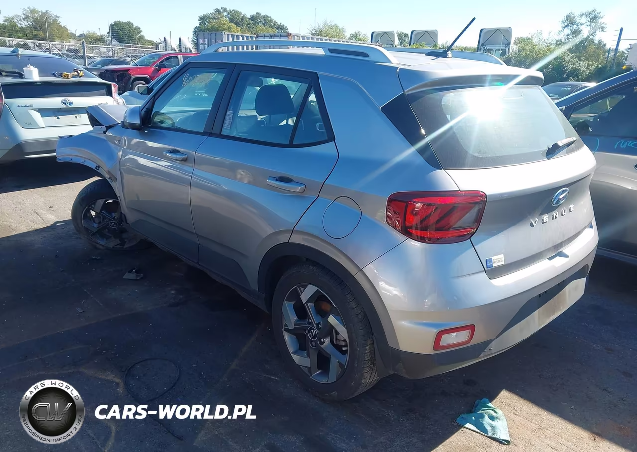 2023 Hyundai Venue Sel VIN:KMHRC8A31PU248195 - 3