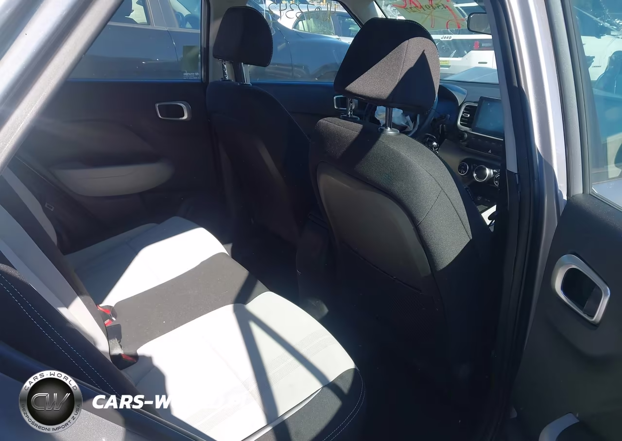 2023 Hyundai Venue Sel VIN:KMHRC8A31PU248195 - 8