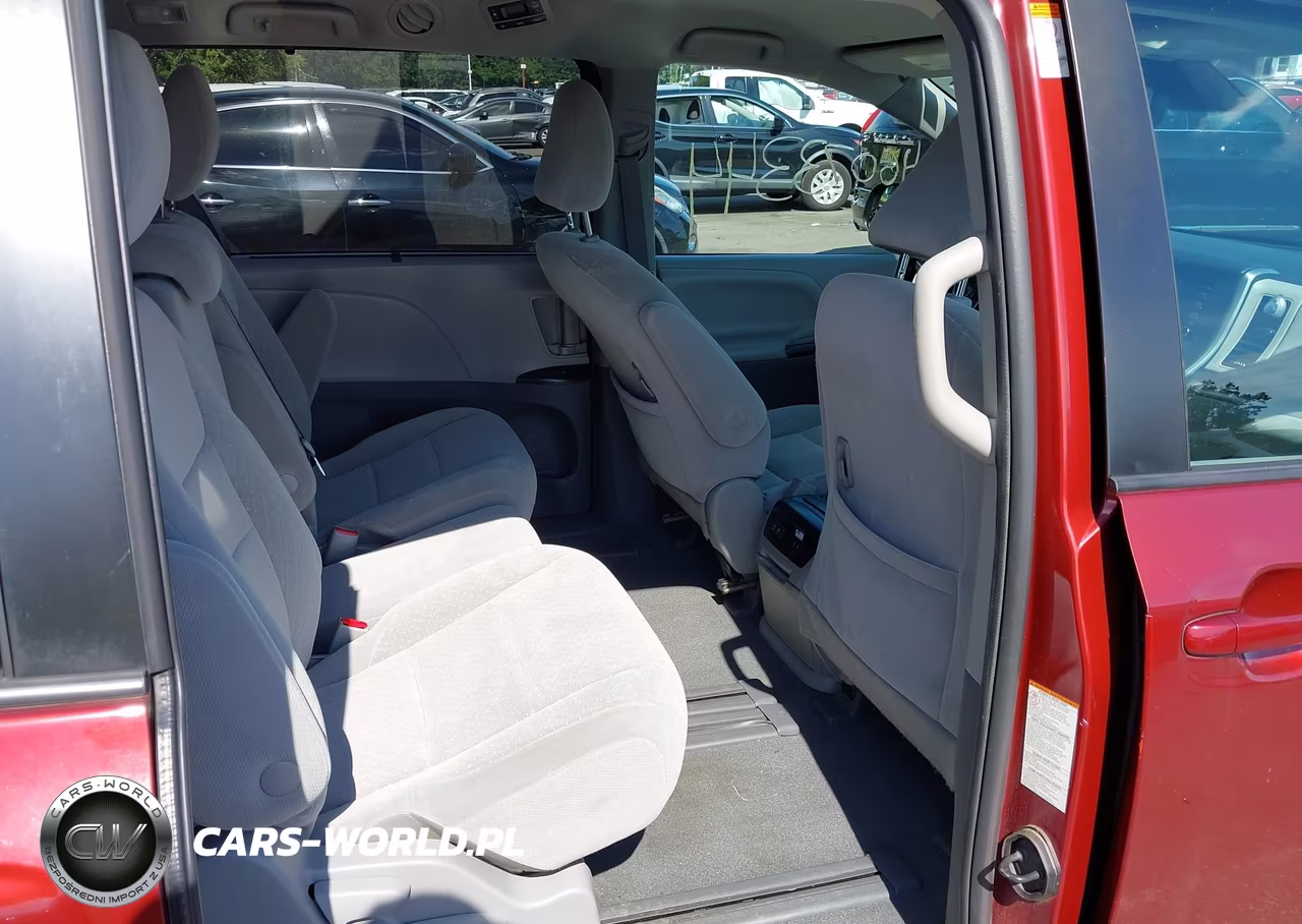 2020 Toyota Sienna Le VIN:5TDKZ3DC7LS040484 - 8