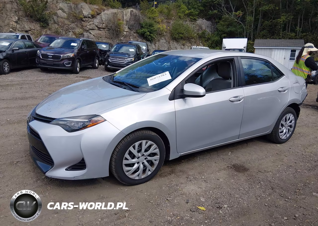 2017 Toyota Corolla Le VIN:2T1BURHE3HC912172 - 2