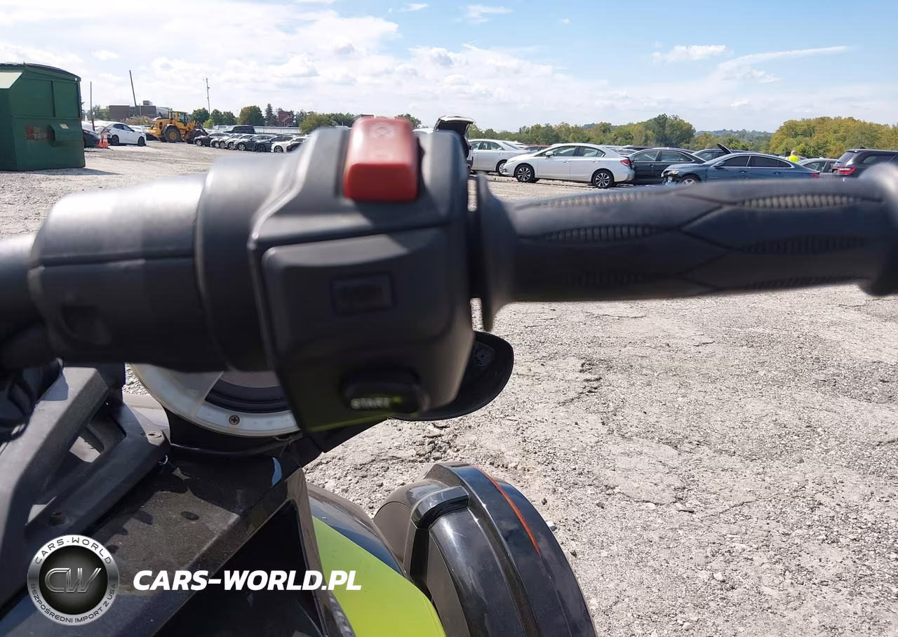 2022 Can-Am Spyder Roadster F3-S-F3-S Special Series VIN:2BXRDDD26NV001351 - 16