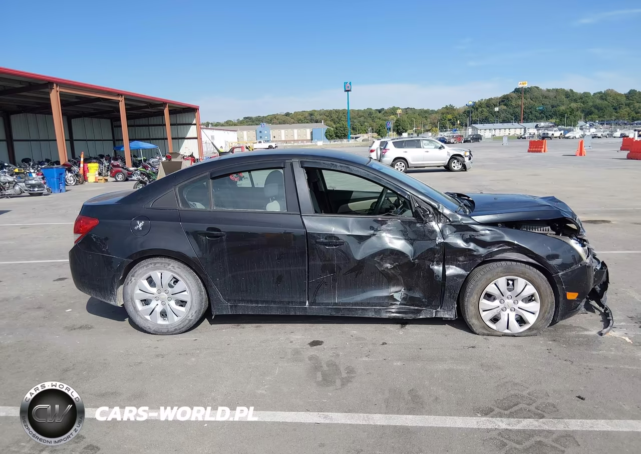 2014 Chevrolet Cruze Ls Auto VIN:1G1PA5SH7E7347571 - 14