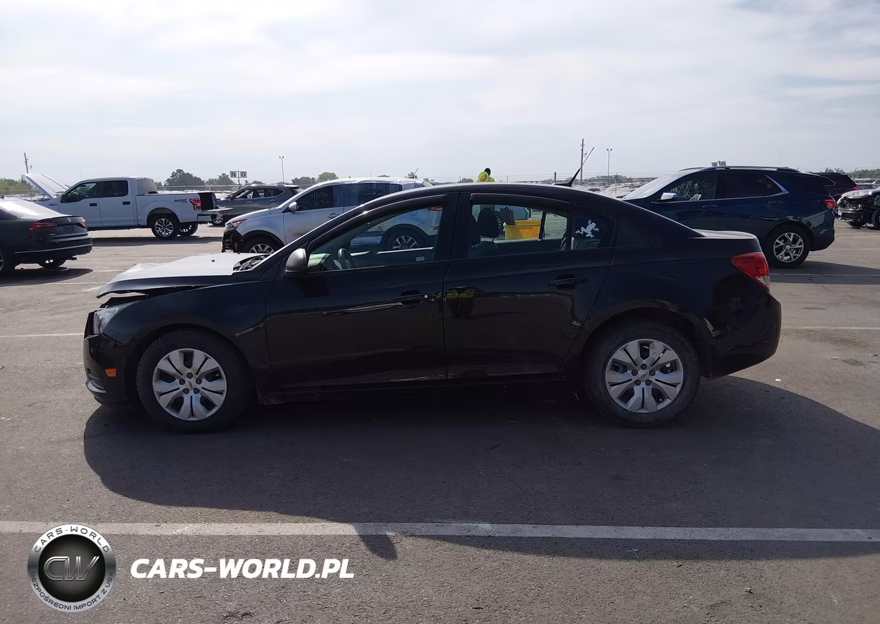2014 Chevrolet Cruze Ls Auto VIN:1G1PA5SH7E7347571 - 15