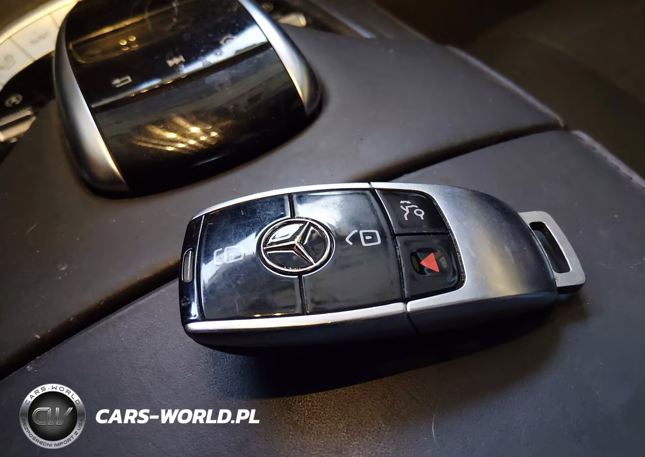 2019 Mercedes-Benz S 560 4Matic VIN:WDDUG8GB5KA464021 - 11