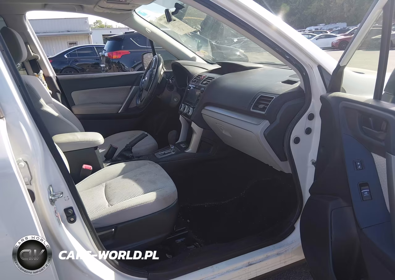 2018 Subaru Forester 2.5I Premium VIN:JF2SJAEC6JH543436 - 5