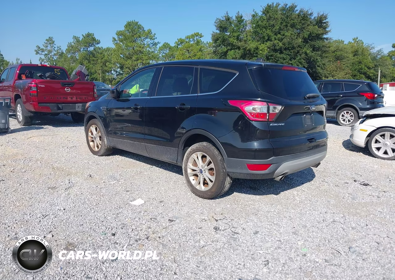 2017 Ford Escape Se VIN:1FMCU0GD0HUD11356 - 3