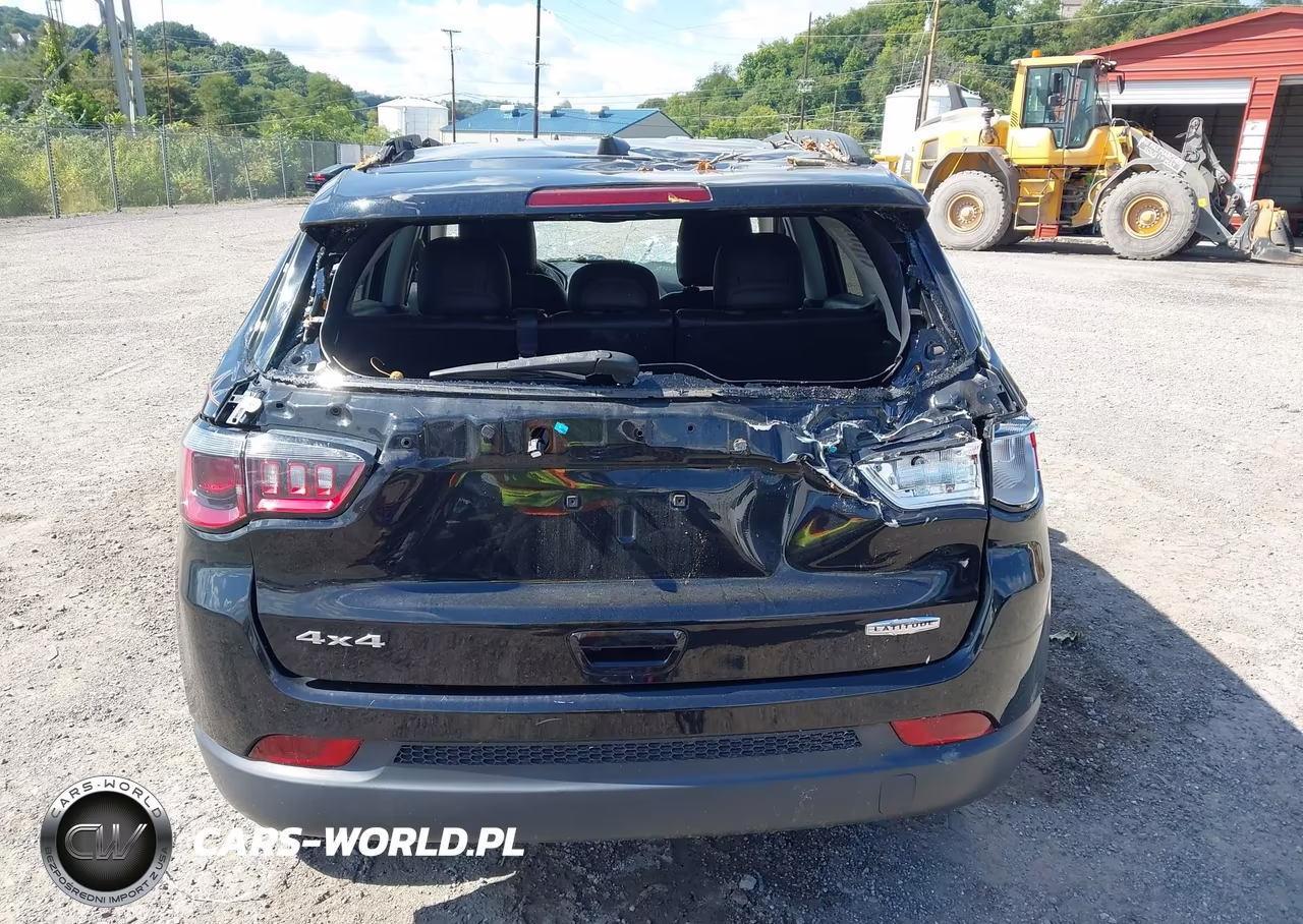 2021 Jeep Compass Latitude 4X4 VIN:3C4NJDBB3MT524678 - 17
