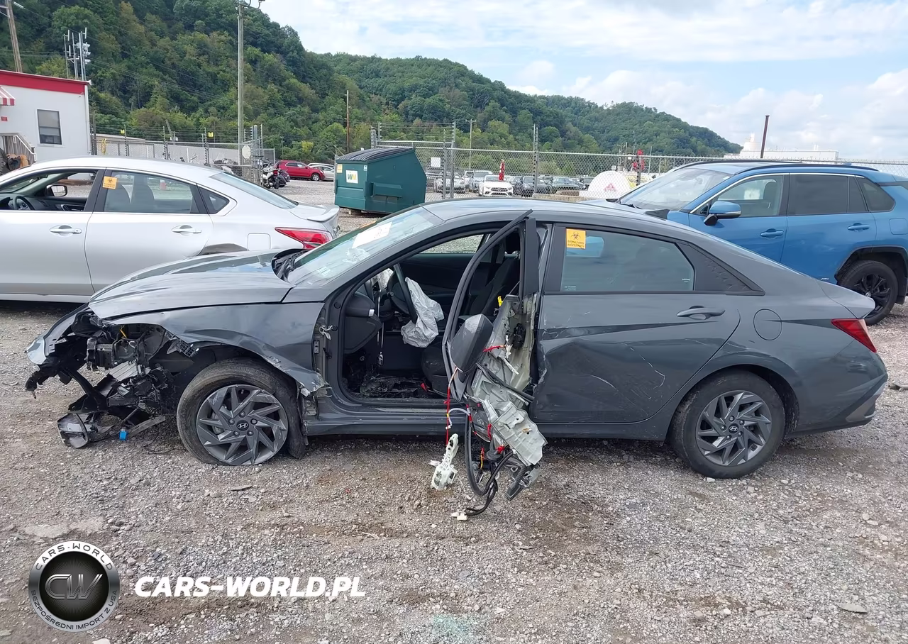 2024 Hyundai Elantra Sel VIN:KMHLM4DG0RU780177 - 15