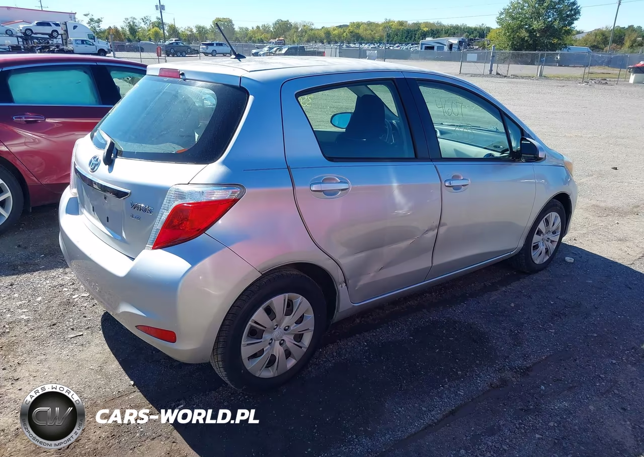 2012 Toyota Yaris Le VIN:JTDKTUD37CD515229 - 4