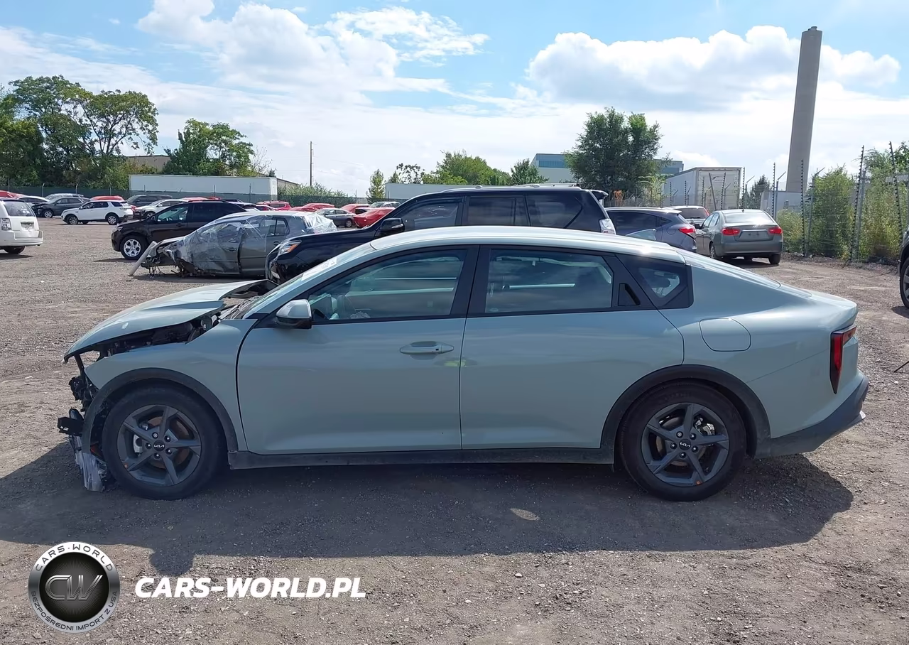 2026 Kia K4 Lxs VIN:3KPFT4DE6TE293445 - 14