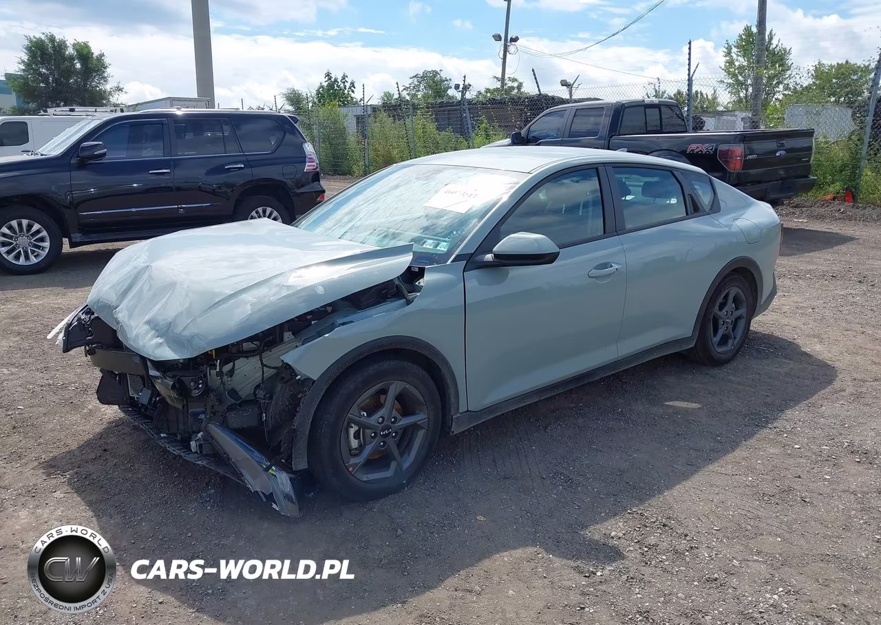 2026 Kia K4 Lxs VIN:3KPFT4DE6TE293445 - 2