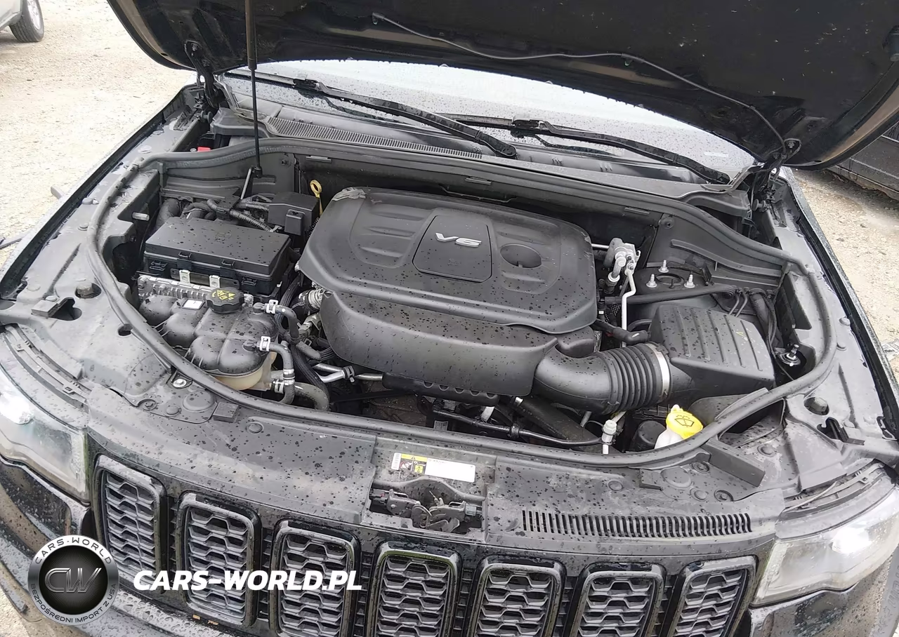 2018 Jeep Grand Cherokee Upland 4X4 VIN:1C4RJFAG5JC502036 - 10