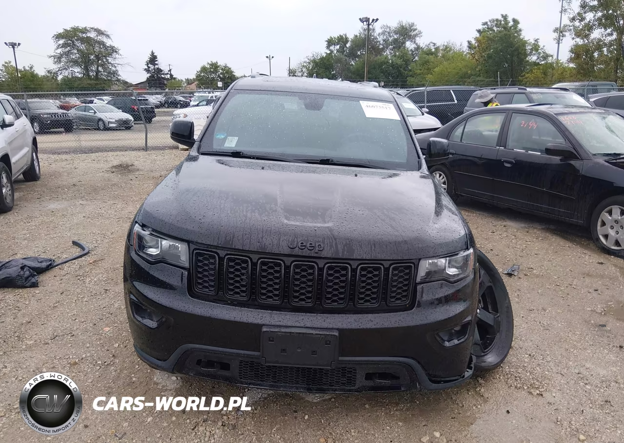 2018 Jeep Grand Cherokee Upland 4X4 VIN:1C4RJFAG5JC502036 - 13