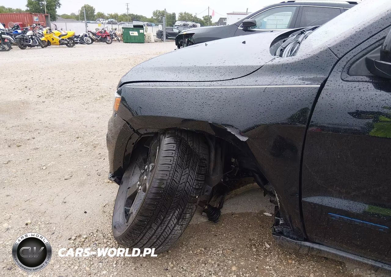 2018 Jeep Grand Cherokee Upland 4X4 VIN:1C4RJFAG5JC502036 - 6
