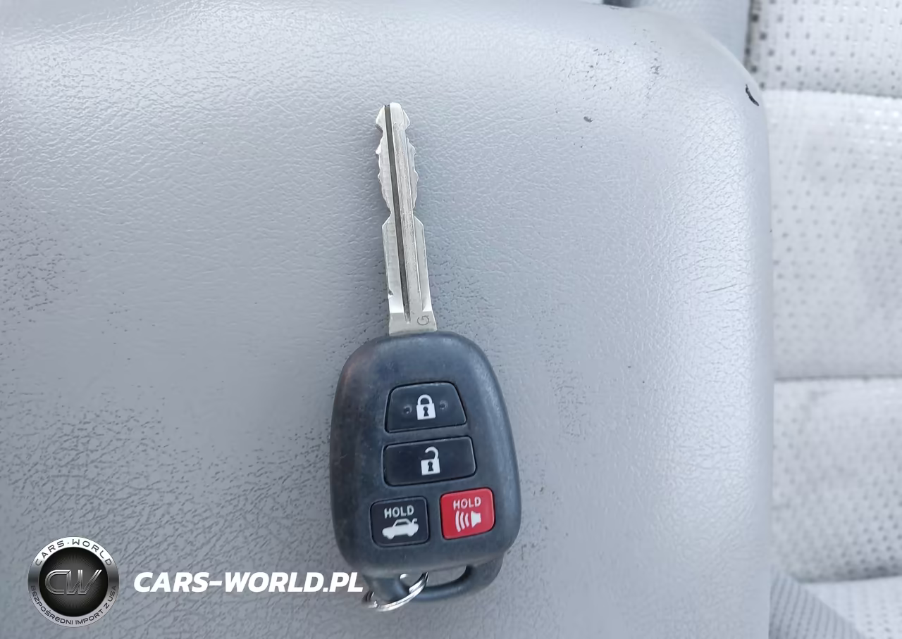 2014 Toyota Camry Le VIN:4T4BF1FK6ER364852 - 11