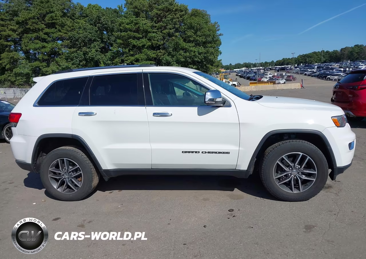 2017 Jeep Grand Cherokee Limited 4X4 VIN:1C4RJFBG6HC742611 - 13