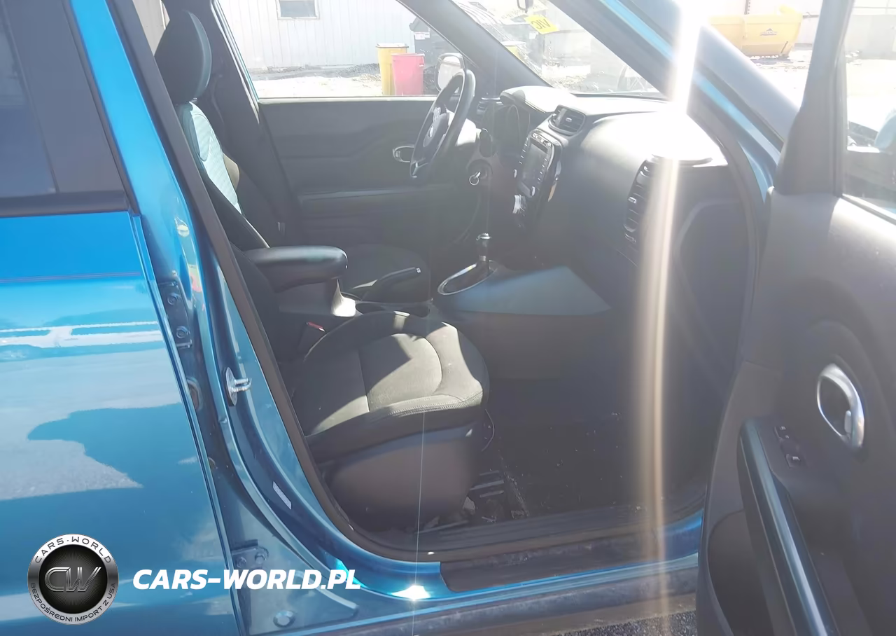2015 Kia Soul + VIN:KNDJP3A57F7219422 - 5