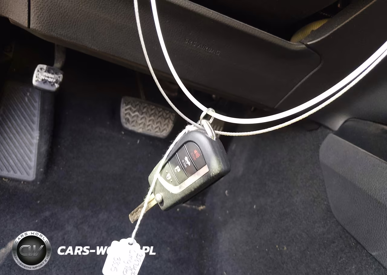 2018 Toyota Camry Se VIN:4T1B11HK5JU613805 - 11
