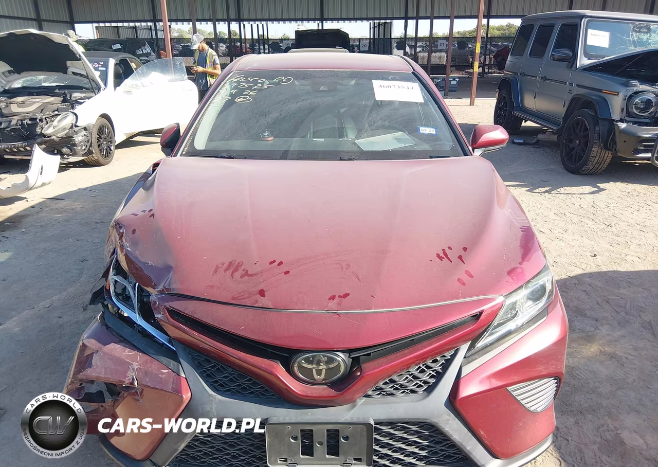 2018 Toyota Camry Se VIN:4T1B11HK5JU613805 - 12