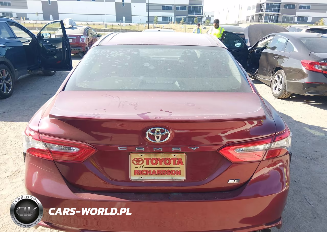2018 Toyota Camry Se VIN:4T1B11HK5JU613805 - 16