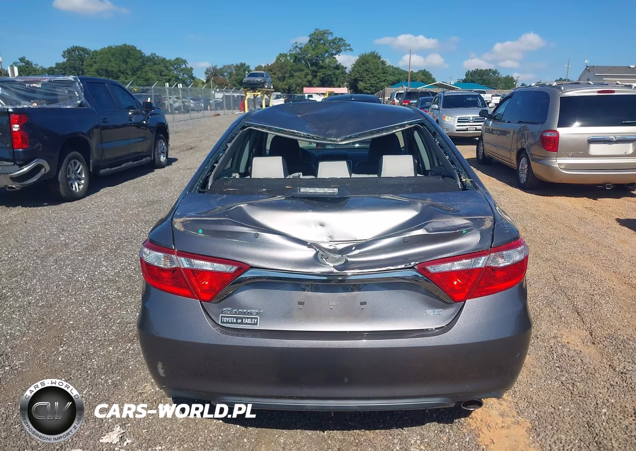2017 Toyota Camry Se VIN:4T1BF1FK8HU641015 - 16