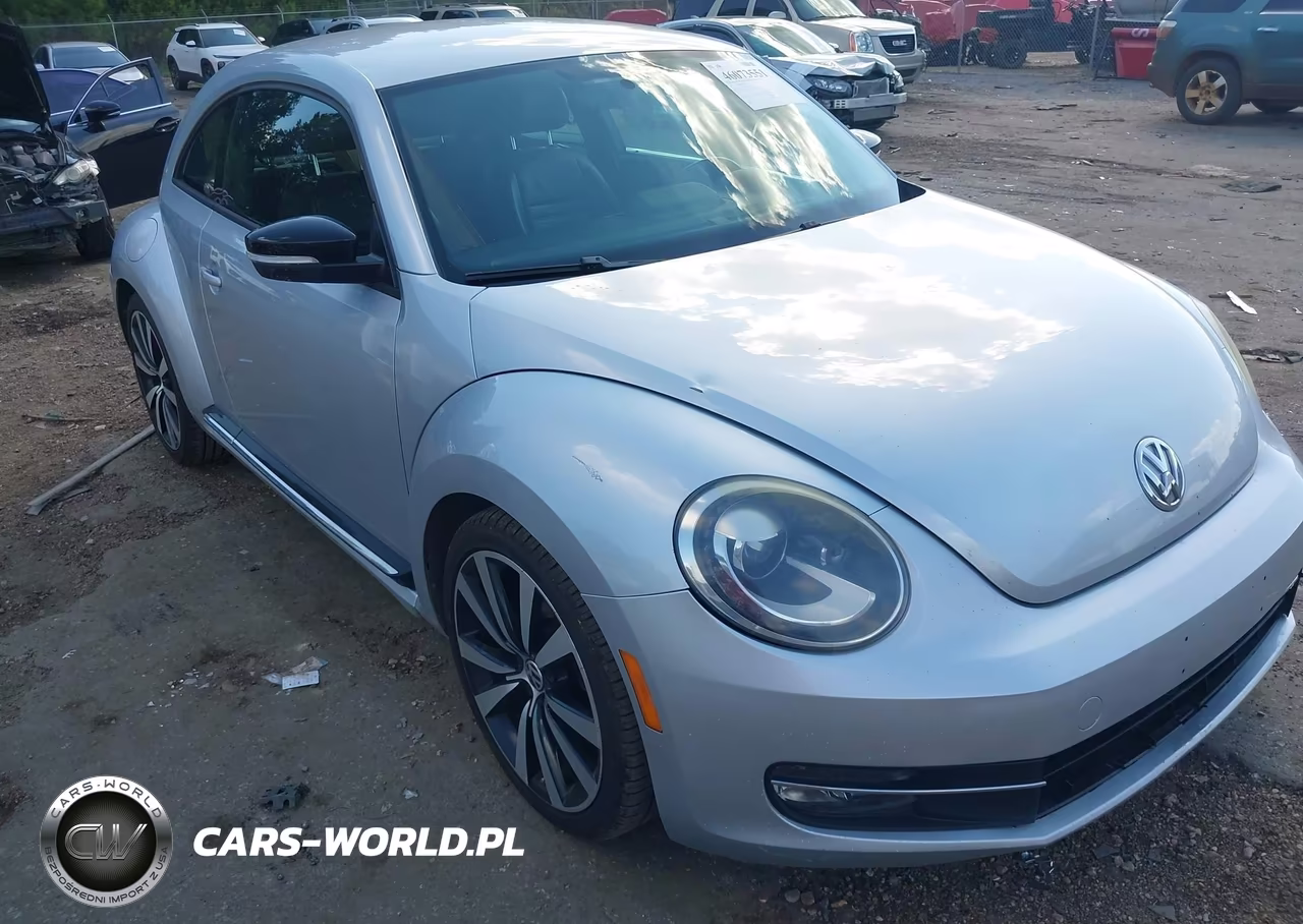 2012 Volkswagen Beetle Turbo – zdjęcie 1 z 15