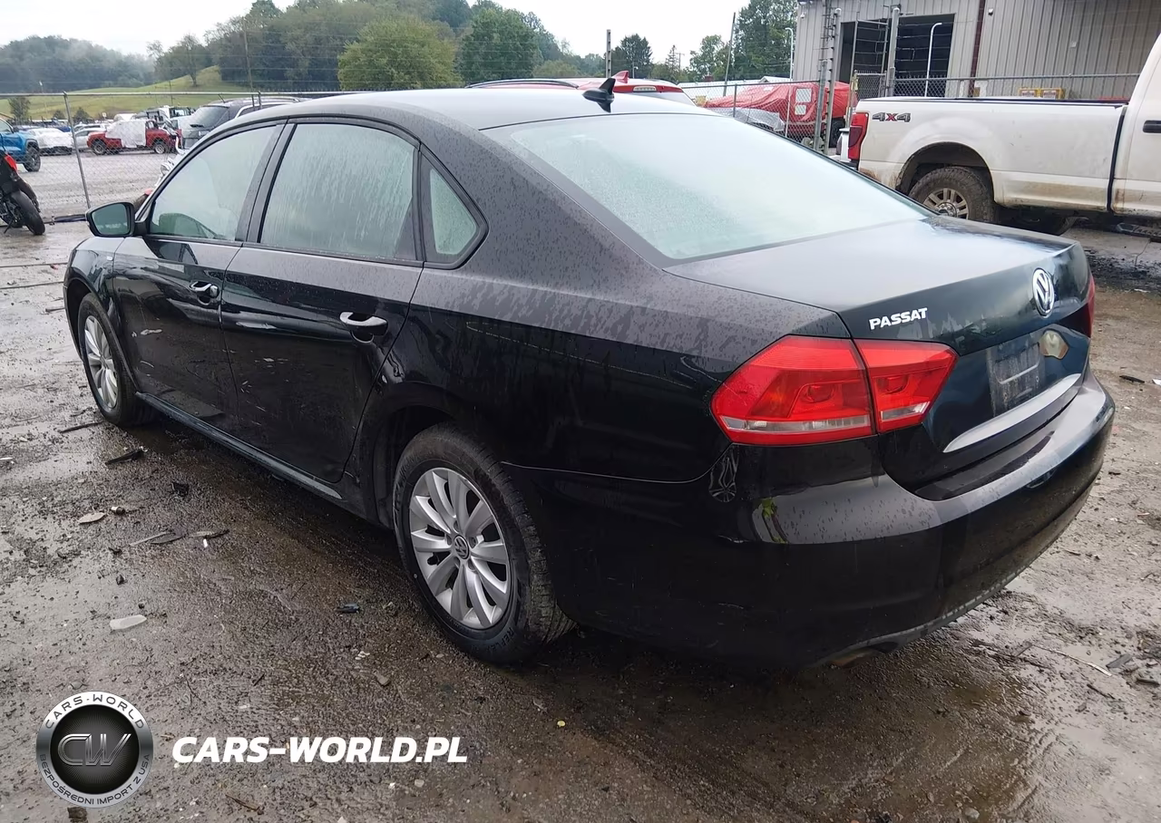 2013 Volkswagen Passat 2.5L Wolfsburg Edition VIN:1VWAP7A37DC149038 - 3