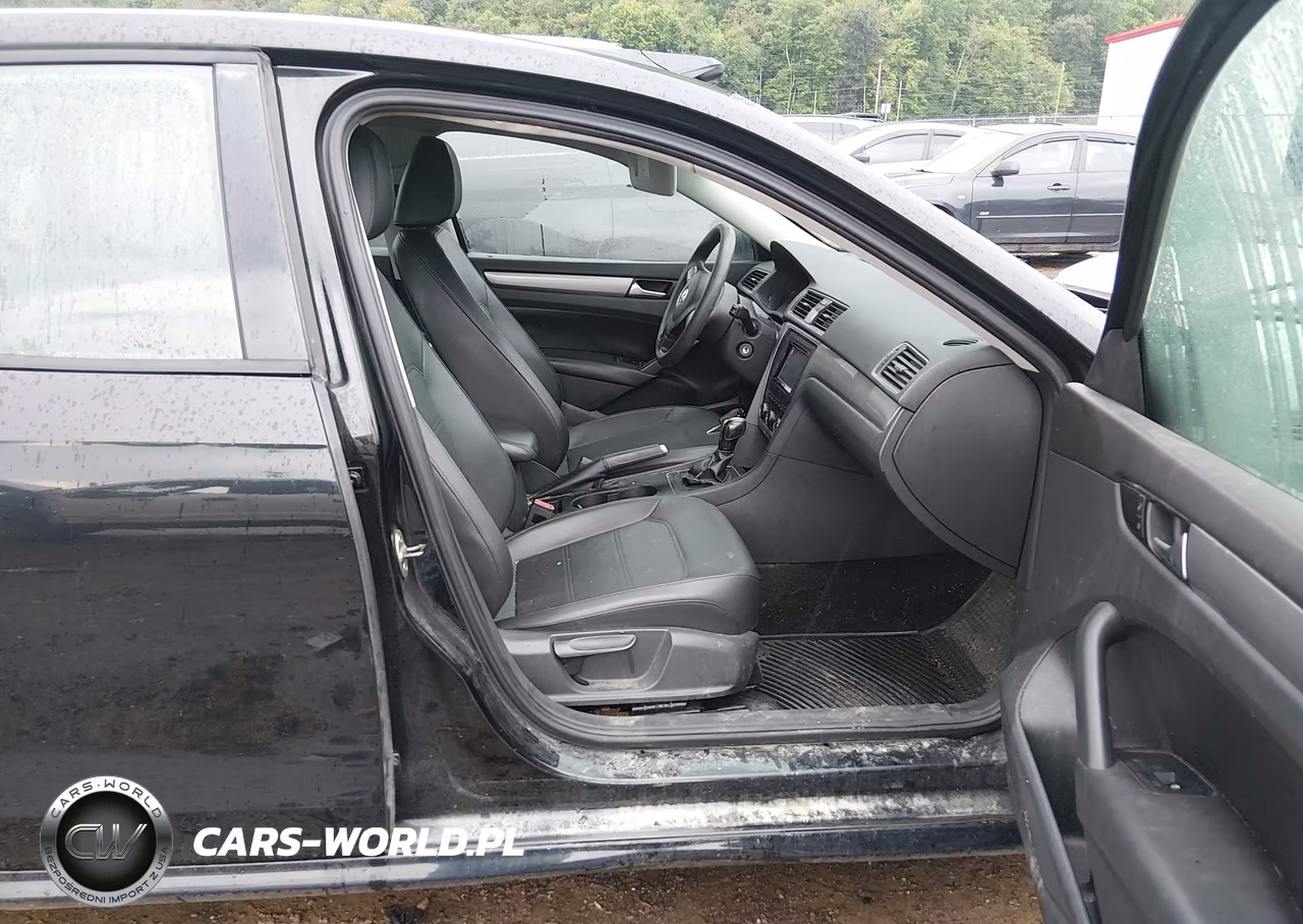 2013 Volkswagen Passat 2.5L Wolfsburg Edition VIN:1VWAP7A37DC149038 - 5