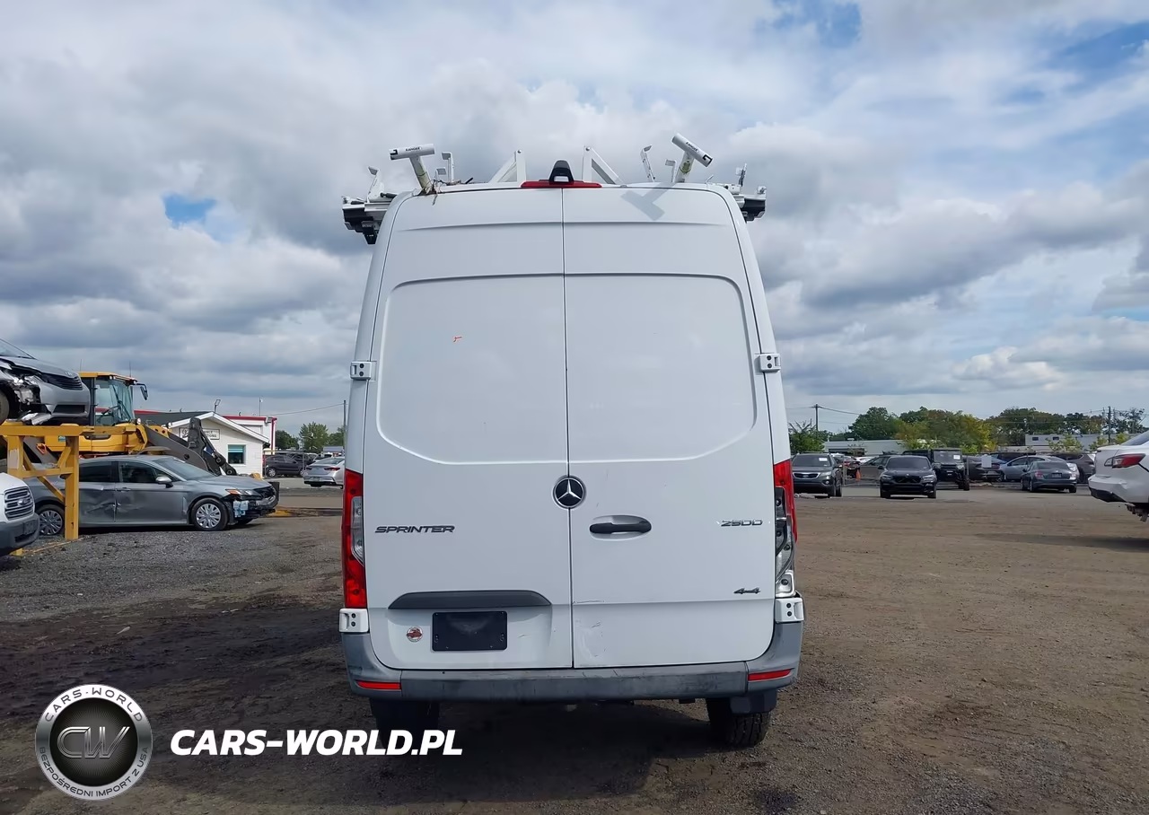 2019 Mercedes-Benz Sprinter 2500 Standard Roof V6 VIN:WD3FF0CD3KT007060 - 17