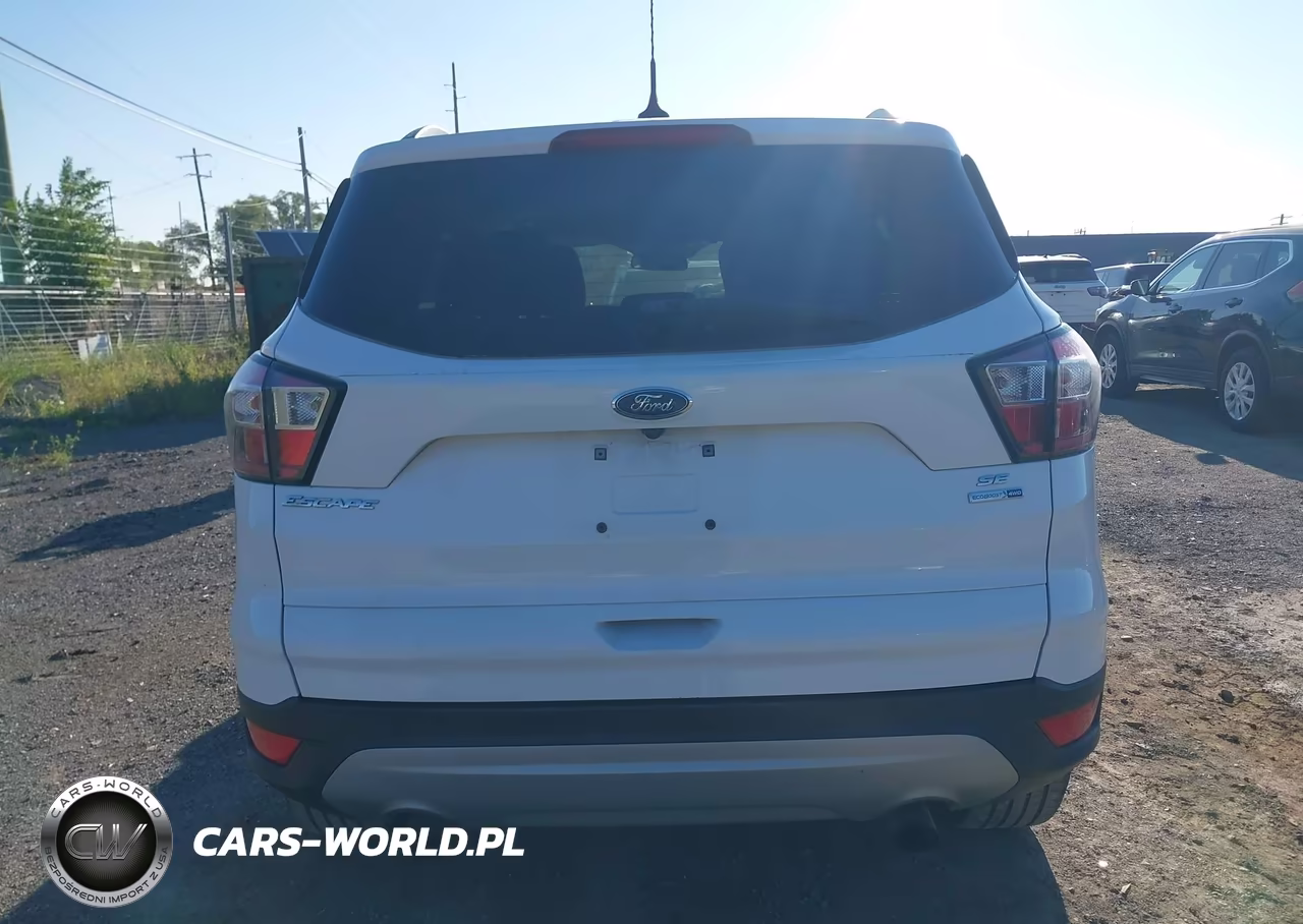2018 Ford Escape Se VIN:1FMCU9GD5JUD57808 - 15