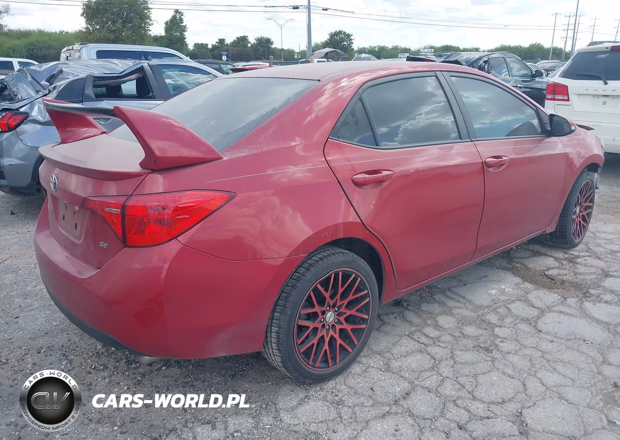 2018 Toyota Corolla Se VIN:5YFBURHE0JP800306 - 4
