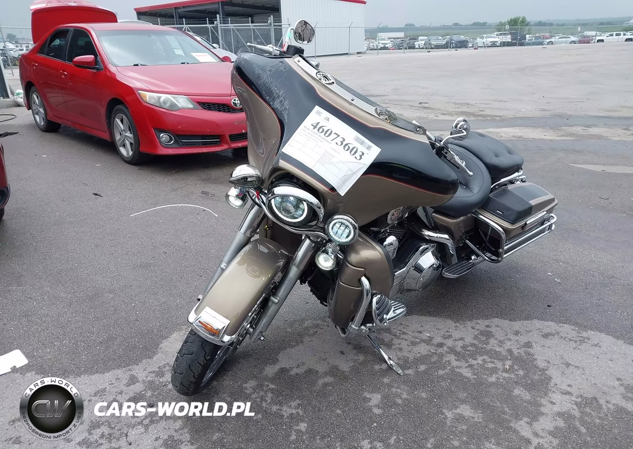 2004 Harley-Davidson Flhtcui VIN:1HD1FCW134Y606306 - 2