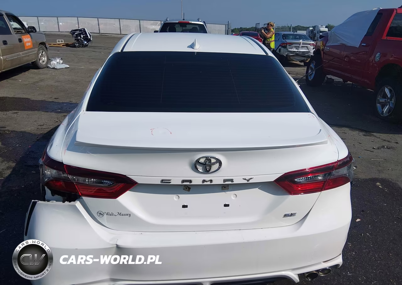 2021 Toyota Camry Se VIN:4T1G11AK2MU484913 - 17