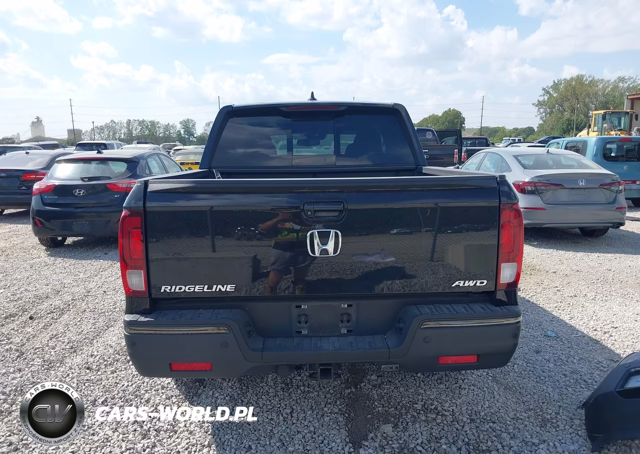 2019 Honda Ridgeline Black Edition VIN:5FPYK3F8XKB029996 - 17