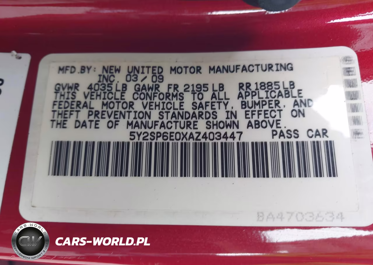 2010 Pontiac Vibe VIN:5Y2SP6E0XAZ403447 - 9