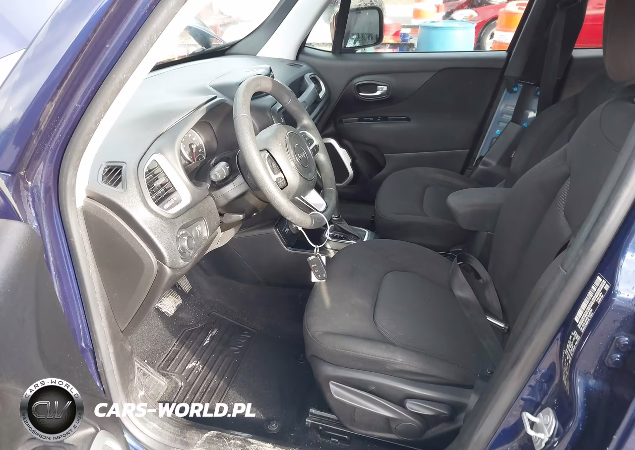 2018 Jeep Renegade Sport 4X4 VIN:ZACCJBAB9JPJ45794 - 5