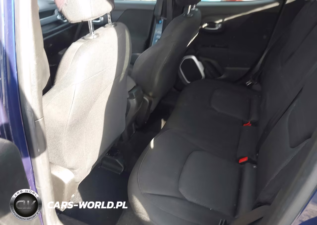 2018 Jeep Renegade Sport 4X4 VIN:ZACCJBAB9JPJ45794 - 8