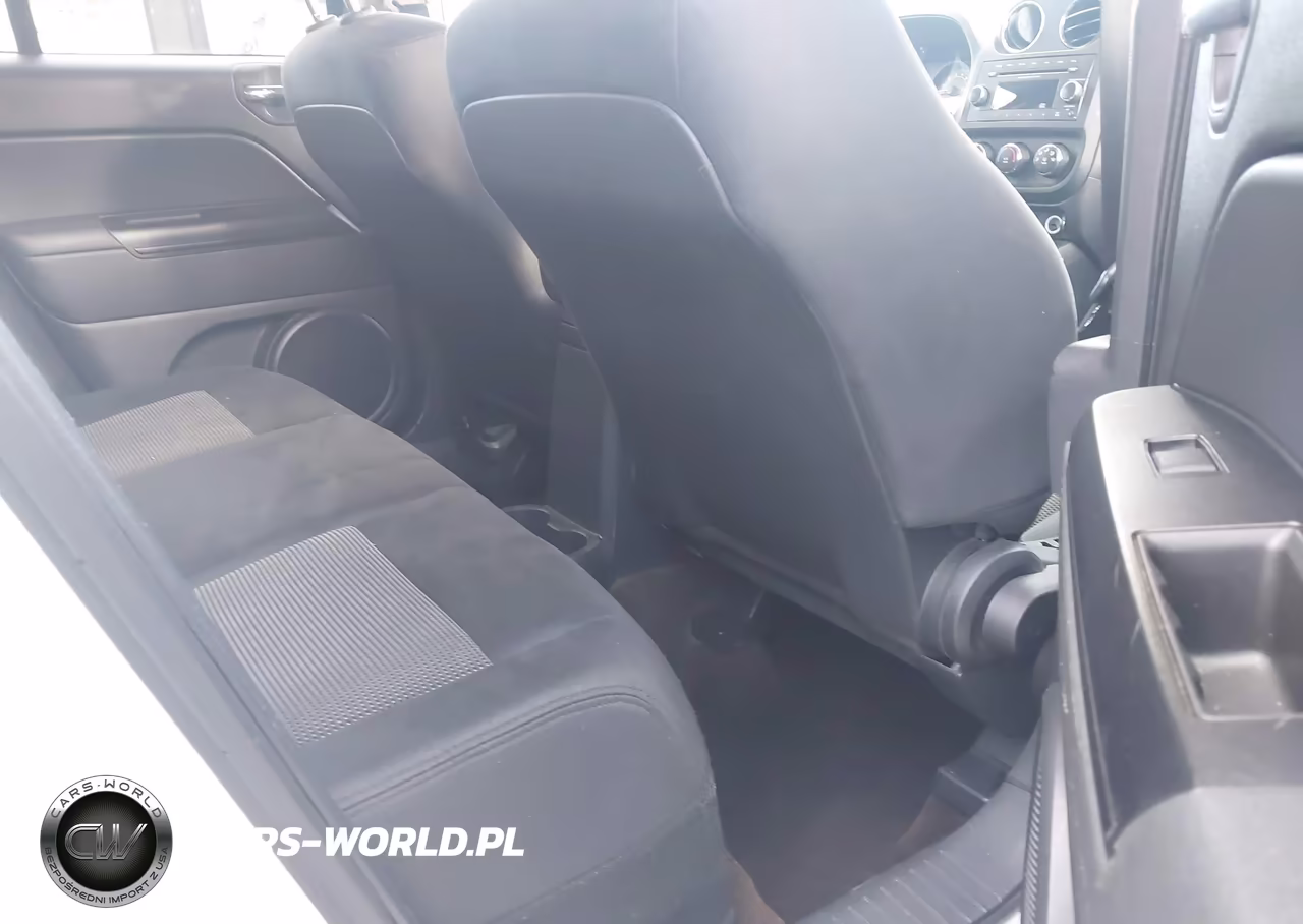 2014 Jeep Compass Sport VIN:1C4NJCBAXED505263 - 8