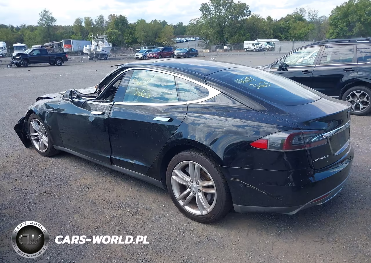 2015 Tesla Model S 60-70-85 VIN:5YJSA1E11FF118436 - 3
