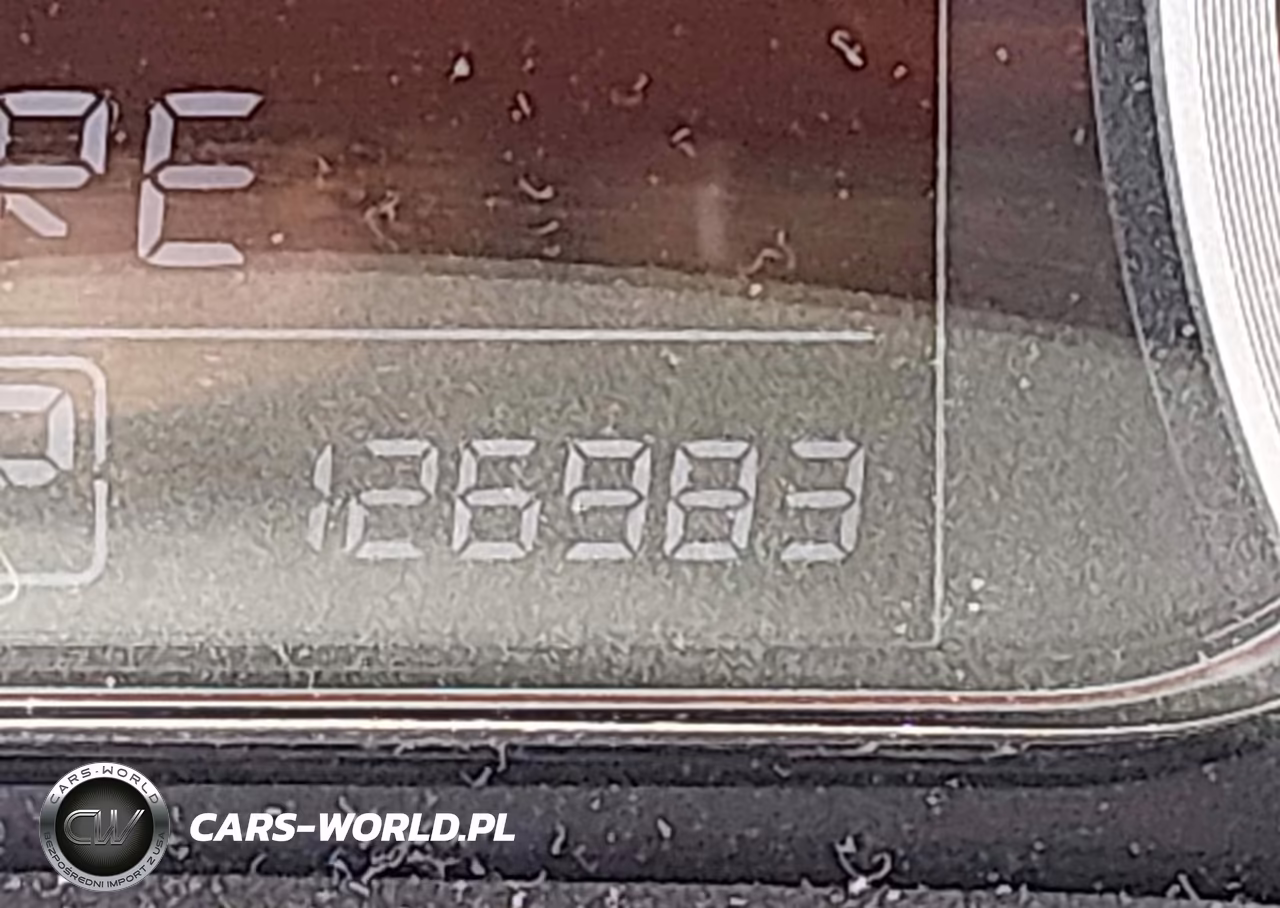 2015 Nissan Sentra Sr VIN:3N1AB7AP2FY372329 - 16