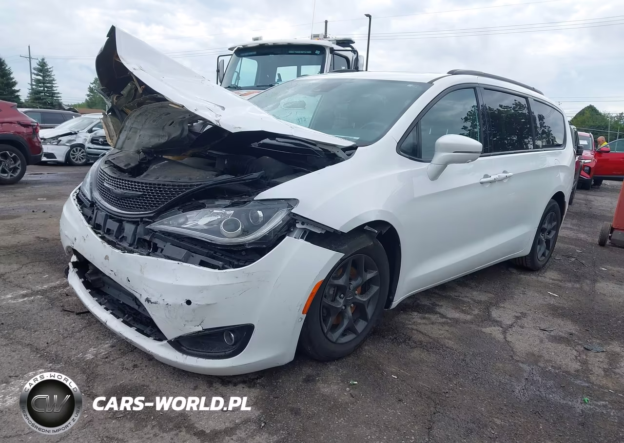 2019 Chrysler Pacifica Limited VIN:2C4RC1GG2KR617609 - 2