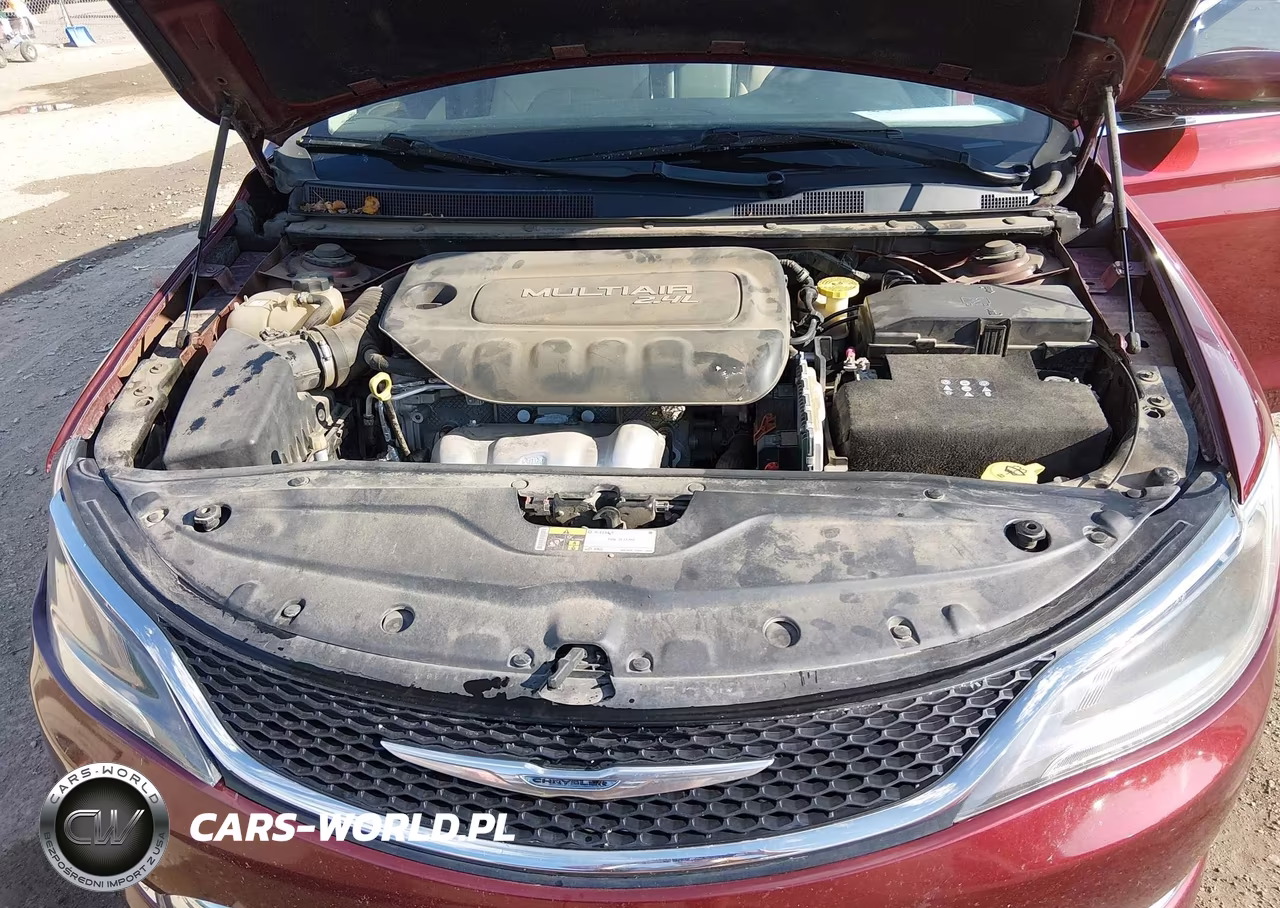 2015 Chrysler 200 C VIN:1C3CCCCB1FN614817 - 10